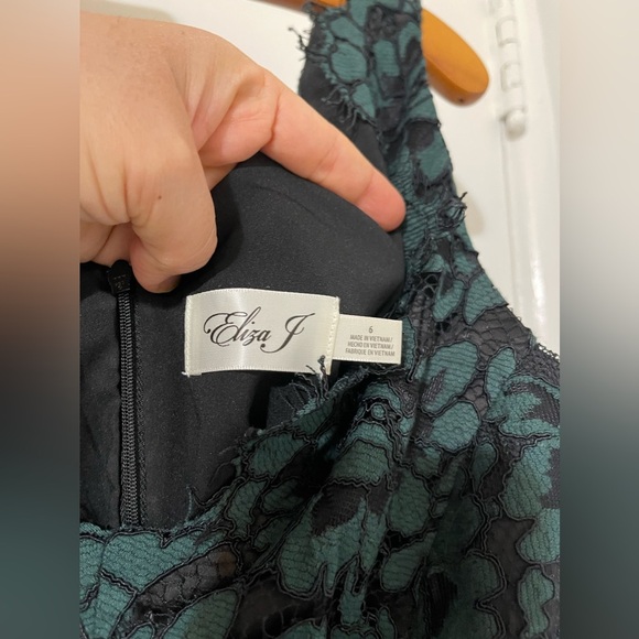 Eliza J Green Lace Midi Dress - Picture 5 of 11